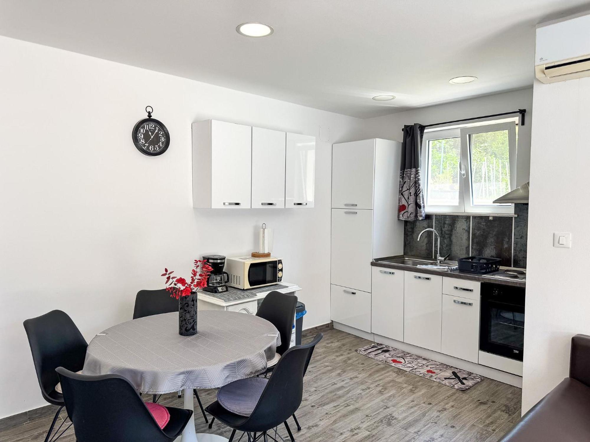 Apartments Pralas Mokosica Luaran gambar